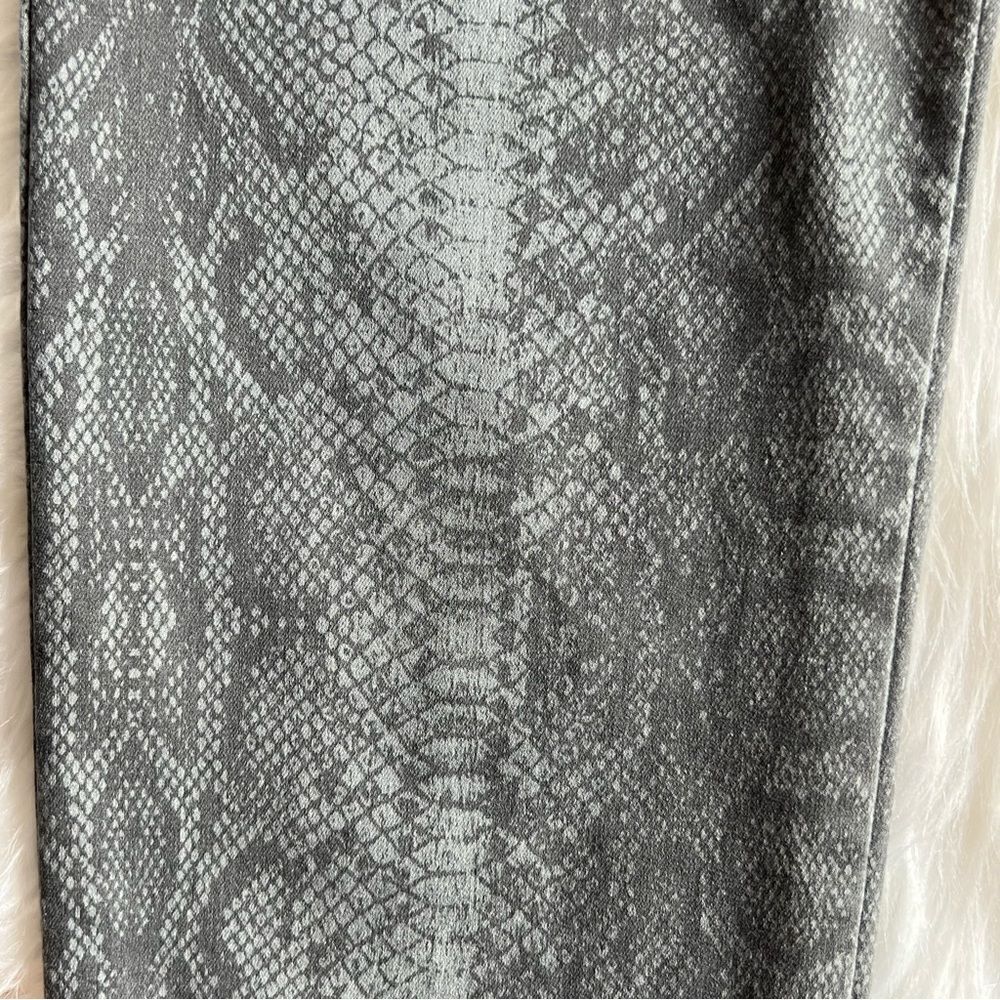 Women’s Gray Snakeskin Pattern High Rise Elliott Lauren Jeans 10 , Date Night - Picture 4 of 6